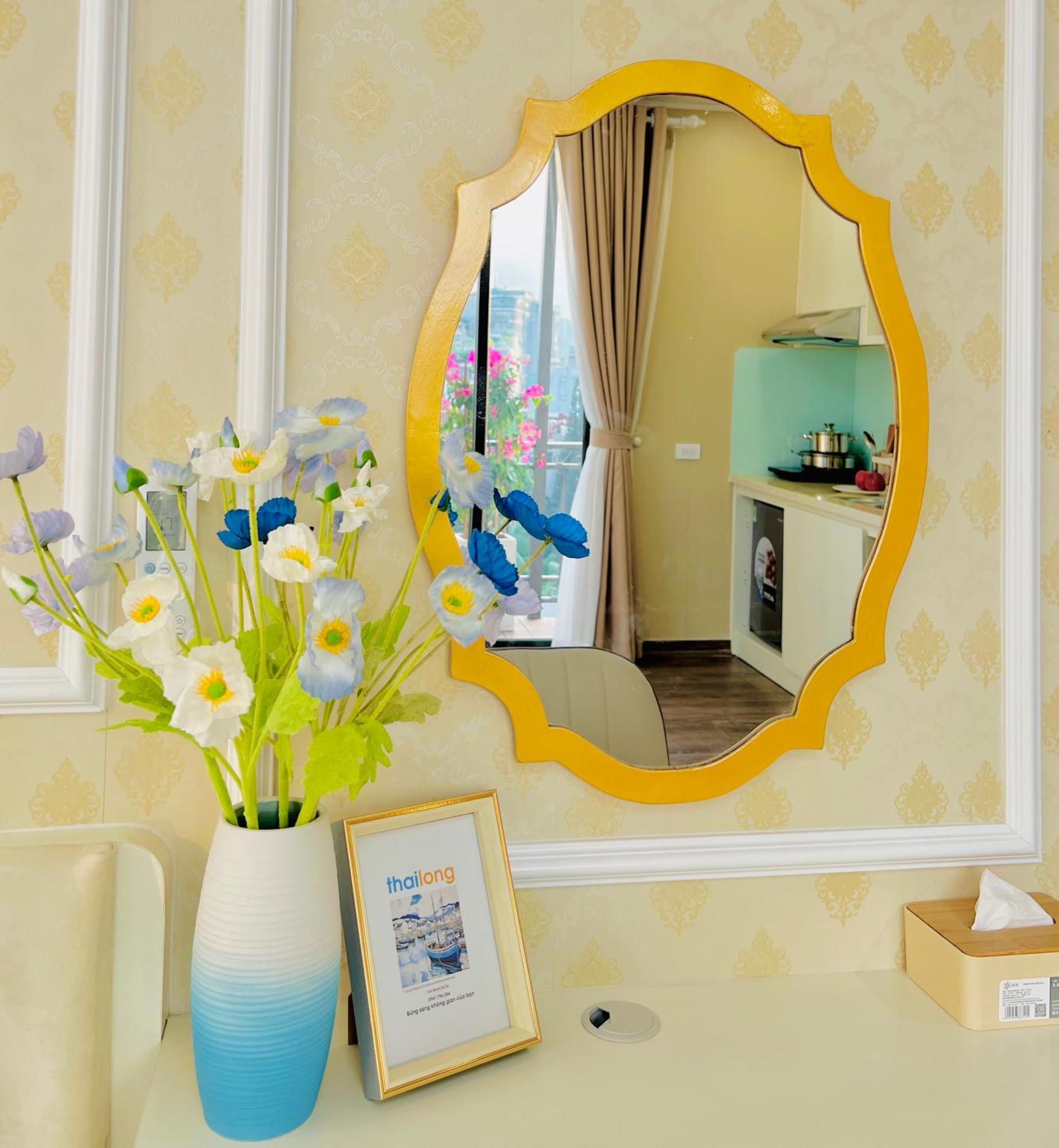T98 Westlake Quang An - Tay Ho Center Garden View Studio! Apartment Hanoi
